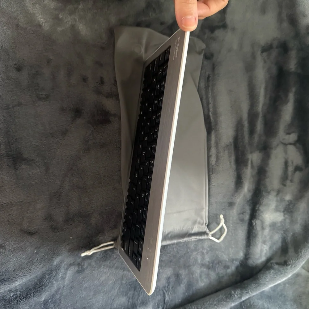 Bluetooth Keyboard